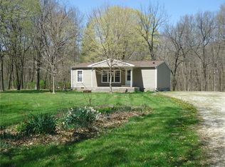 709 E 700 North Rd, Tower Hill, IL 62571