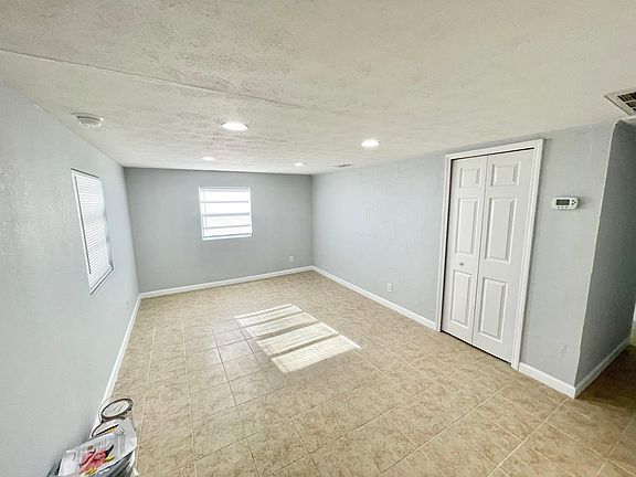 5th image of 7804 Empire Ave