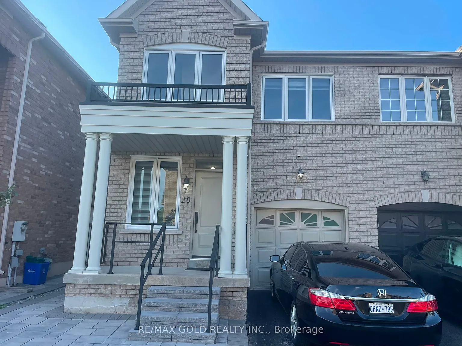 4 bed, $3,200 — Photo 2