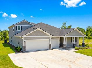 8 Egrets Landing Ct, Savannah, GA 31419