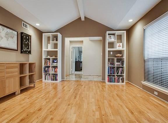 4th image of 1603 Palisades Dr
