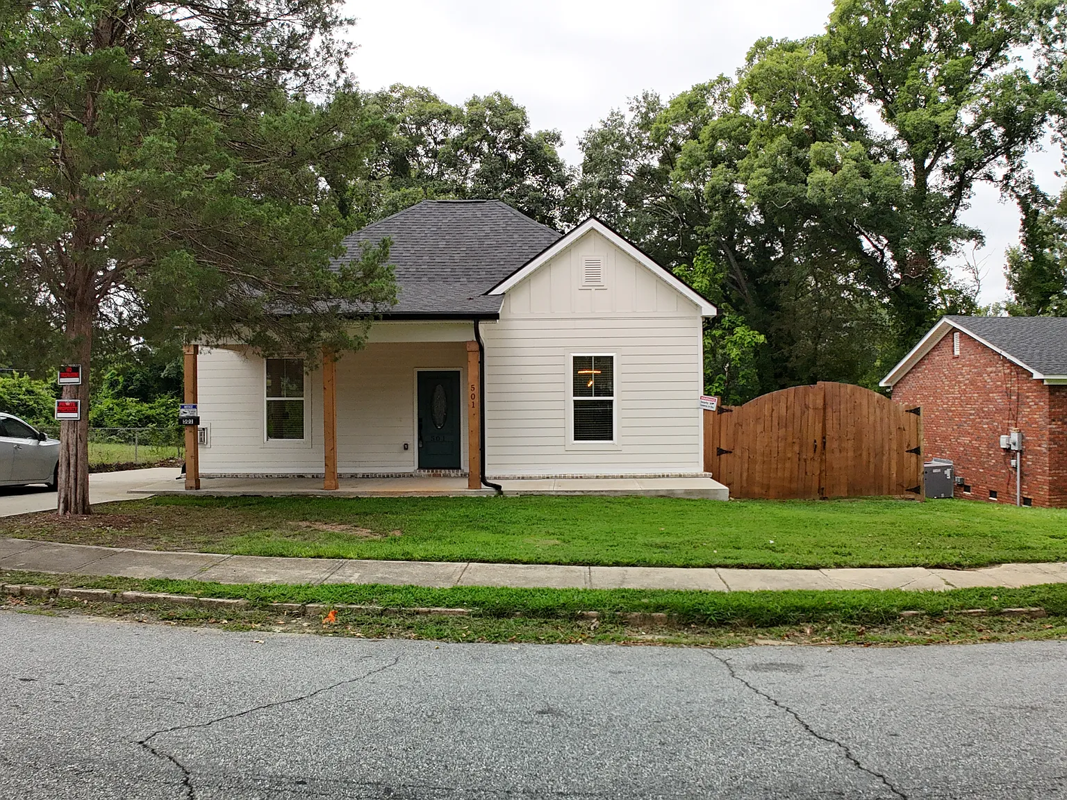 4 bed, 3.5 bath, 2250 sqft, $1,995 — Photo 1