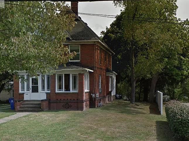1st image of 925 N Mantua St