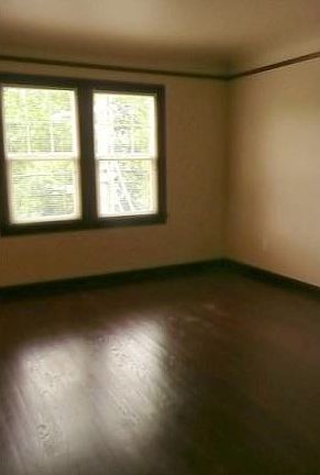4th image of 448 NE Ravenna Blvd APT 103