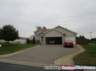 23711 4th St NE, Bethel, MN 55005