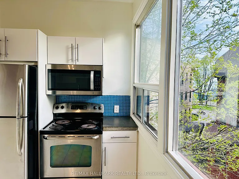 20 Triller Ave #4 — Photo 18