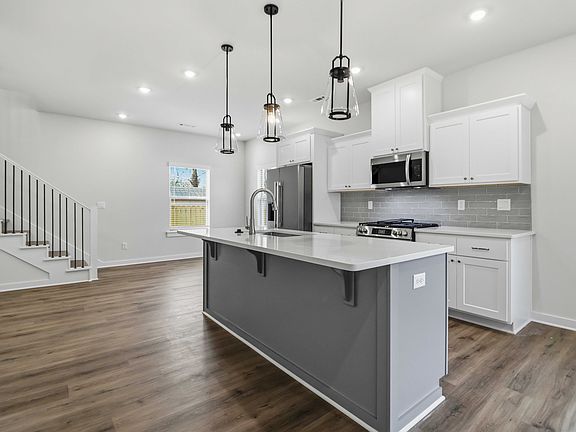 3rd image of 3406 SE K St #2