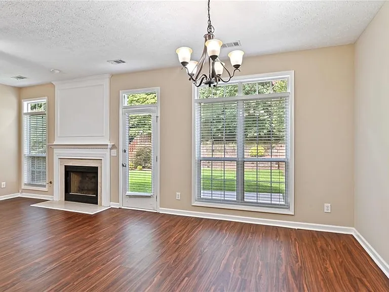 3020 Serenade Ct — Photo 16