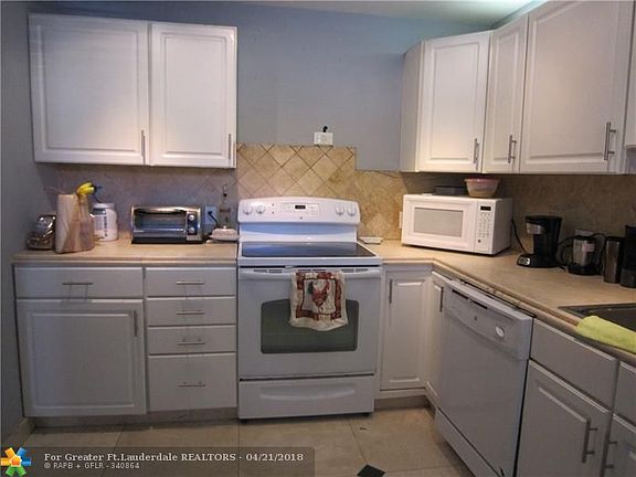 4th image of 416 Lakeview Dr APT 106