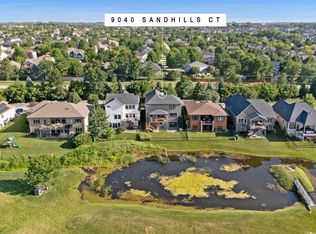 9040 Sandhills Ct, Lincoln, NE 68526