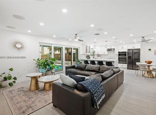 Rose Manor, Fort Lauderdale, FL 33312