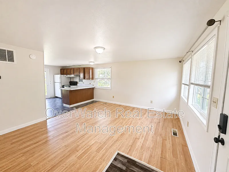 2 bed, 1.0 bath, 728 sqft, $1,750 — Photo 3