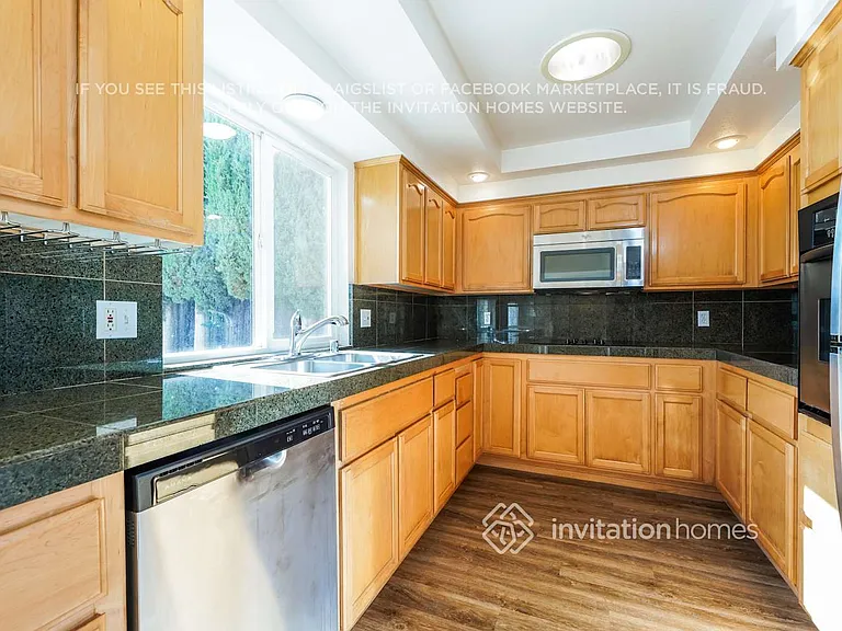 2828 Tiffany West Way — Photo 6