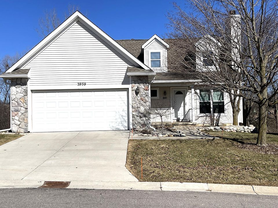 1st image of 3959 Fox Glen Dr