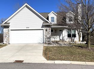 3959 Fox Glen Dr, Ann Arbor, MI 48108