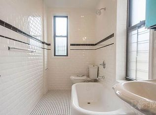 348 S 4th St APT 4R, Brooklyn, NY 11211