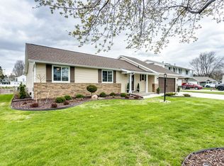 2928 Canal Dr, Port Huron, MI