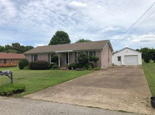52 Blake St, Jackson, TN 38305