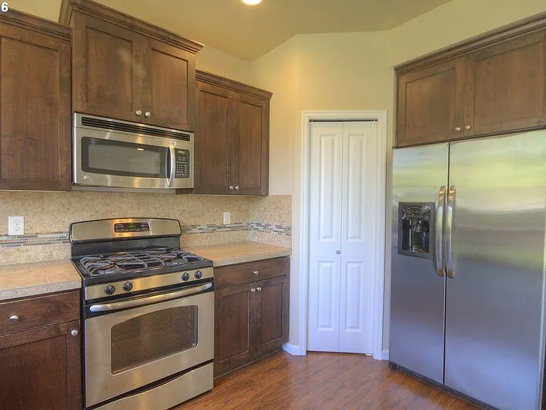 Kitchen 3