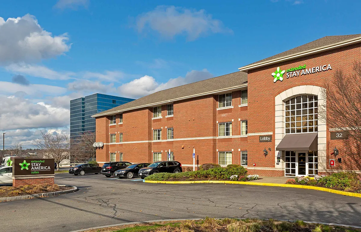 Exterior - Boston - Waltham - 32 4th Ave