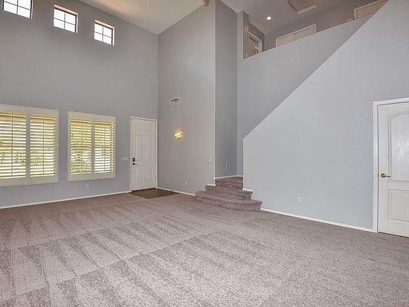 5th image of 11579 W La Reata Ave
