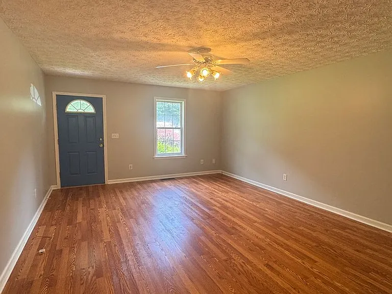 292 New Hope Rd — Photo 6