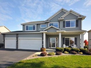 1859 Omega Dr, Shakopee, MN 55379