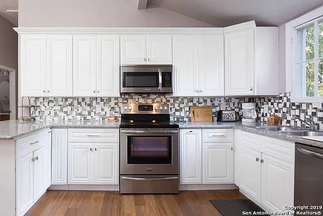 2 bed, 2.0 bath, 1213 sqft, $1,650 — Photo 4