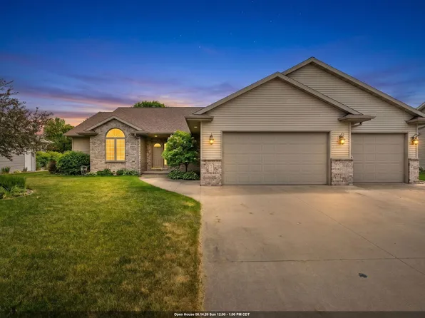 2307 Southerland Cir, Kaukauna, WI 54130
