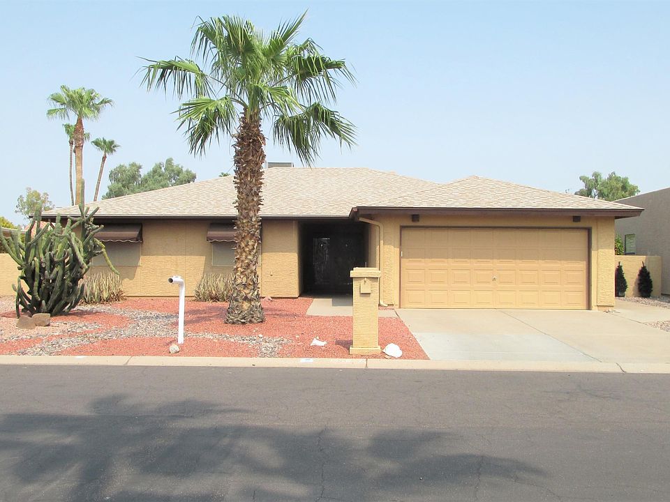 1st image of 25817 S Hollygreen Dr