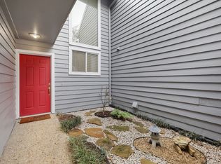 9233 Church Rd APT 110, Dallas, TX 75231