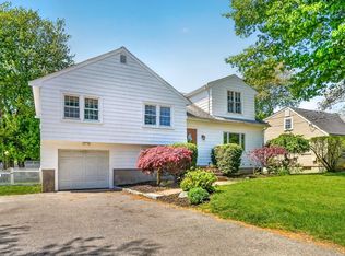 59 Ellis St, Westwood, MA 02090