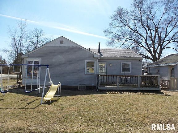 4th image of 10621 Moss St