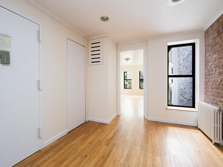 208 E 73rd St #4W — Photo 2