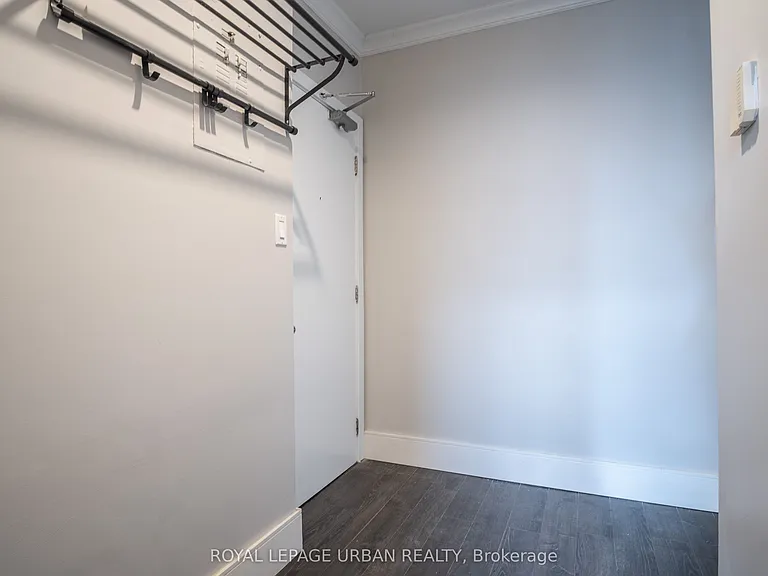 636 Danforth Ave #2 — Photo 13