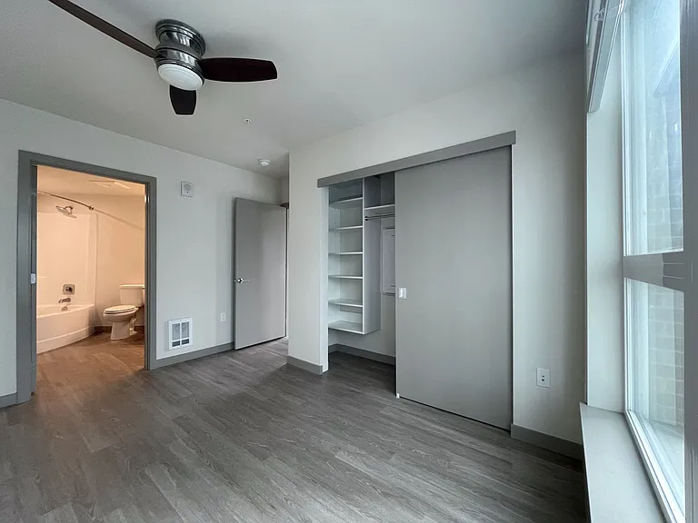 Lexington Apartments — Photo 55