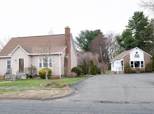 422 Cooper St, Agawam, MA 01001