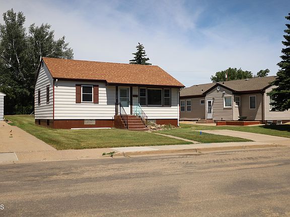 4th image of 1106 Riverview Ave