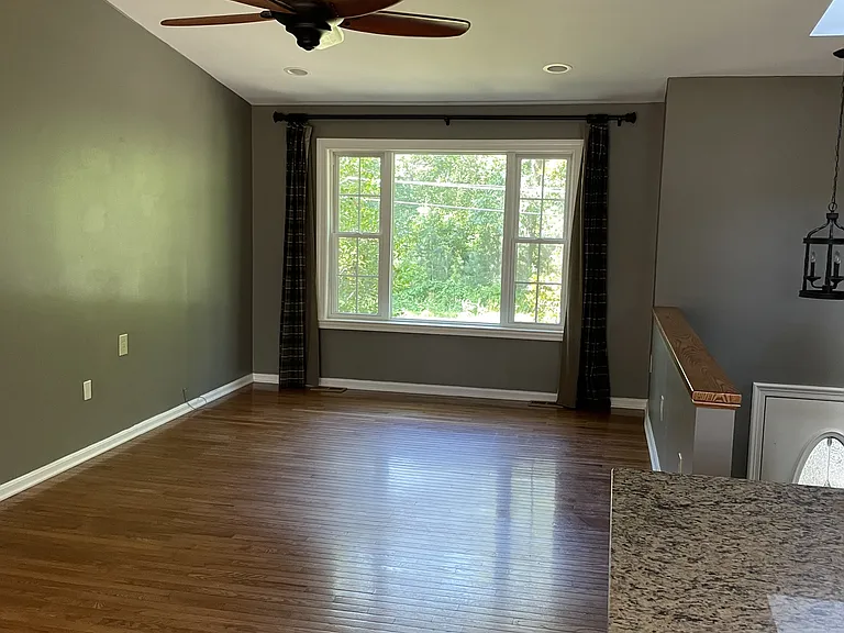 725 Masons Beach Rd — Photo 7