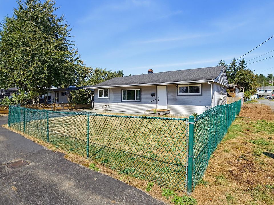 1st image of 33515 8th Ave