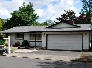 1361 NW Jefferson St, Roseburg, OR