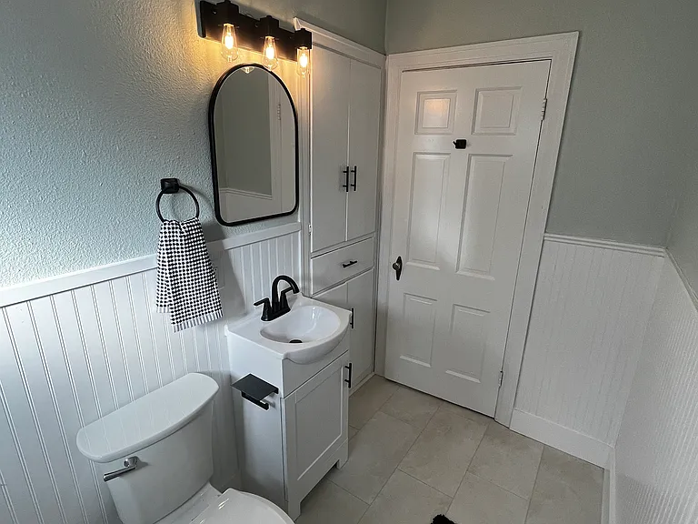 411 Marietta St — Photo 16
