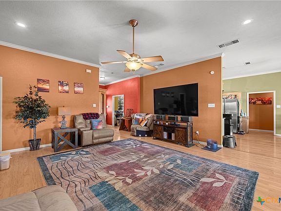 4th image of 1078 Pecan Creek Rd