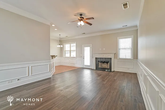 5 bed, 3.0 bath, 2620 sqft, $2,245 — Photo 4
