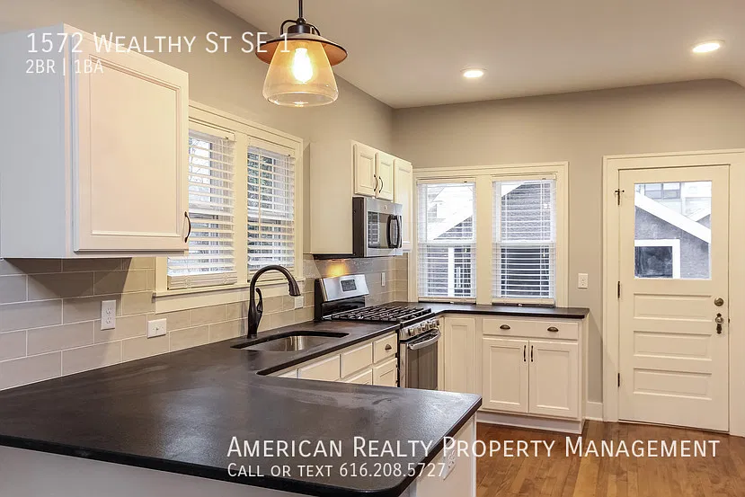 1572 Wealthy St SE — Photo 2
