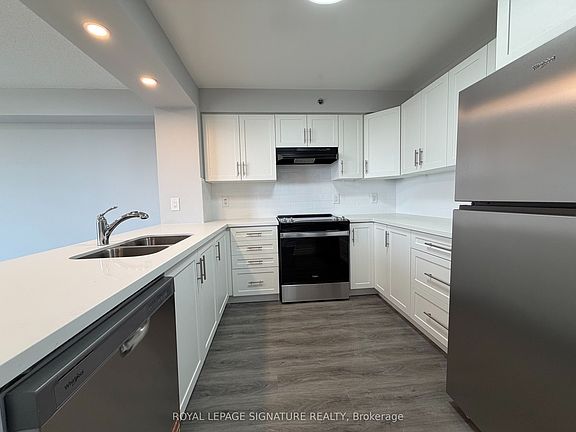 4th image of 2 Neptune Dr #816