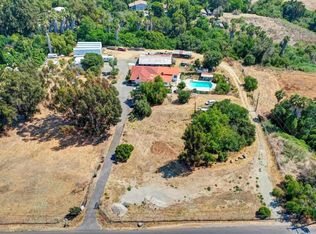 501 Barsby St, Vista, CA 92084