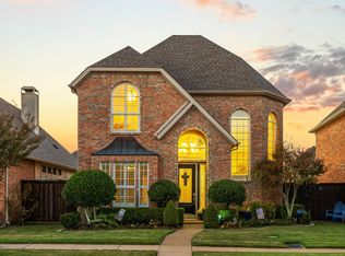 8625 Old Oak Dr, Irving, TX 75063