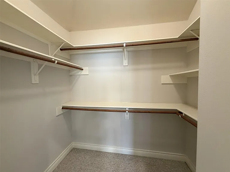 2612 Edgefield Lakes Dr — Photo 30