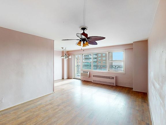 2nd image of 2928 W 5th St #20F
